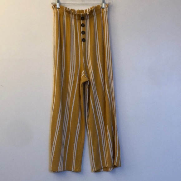 Flowy Beach Pants 🏖️ - Picture 2 of 11